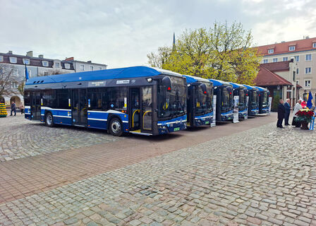 Uroczyste wprowadzenie do ruchu autobusów wodorowych